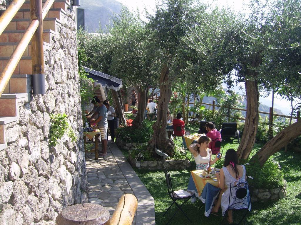 World Center Bed and Breakfast Amalfi Exteriör bild
