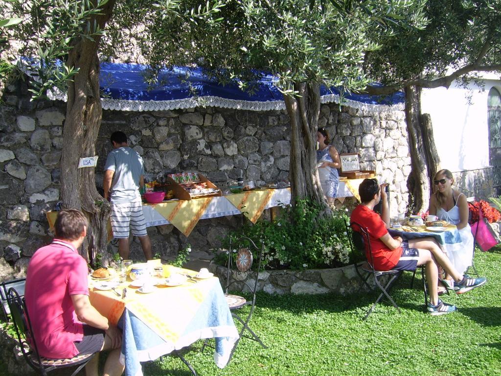 World Center Bed and Breakfast Amalfi Exteriör bild