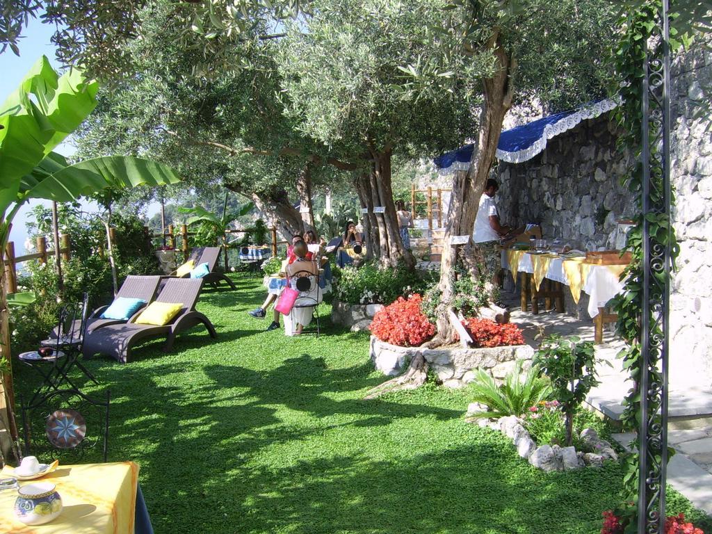 World Center Bed and Breakfast Amalfi Exteriör bild