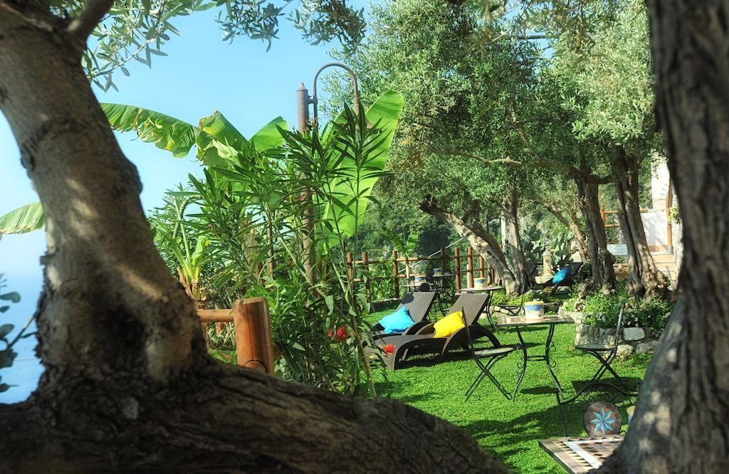 World Center Bed and Breakfast Amalfi Exteriör bild