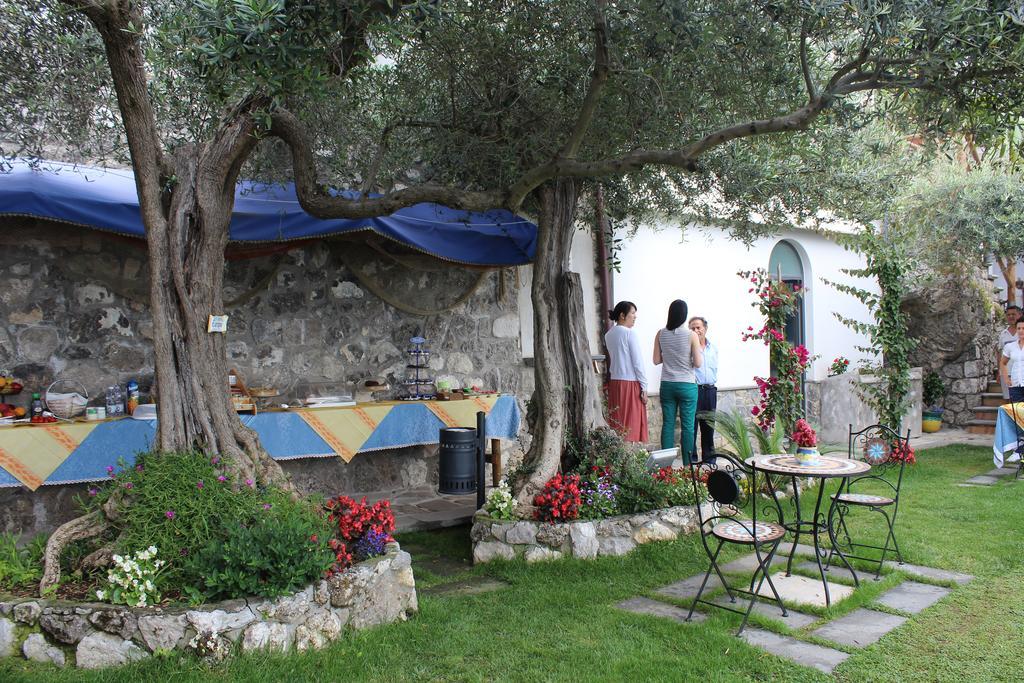 World Center Bed and Breakfast Amalfi Exteriör bild