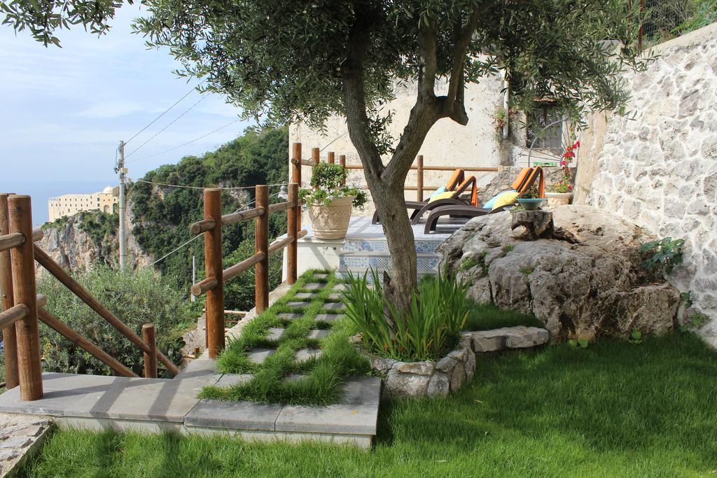 World Center Bed and Breakfast Amalfi Exteriör bild