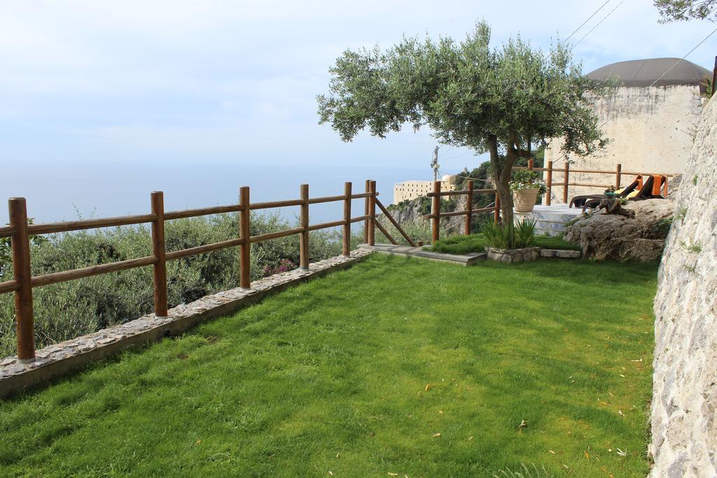 World Center Bed and Breakfast Amalfi Exteriör bild